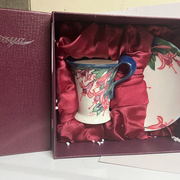 Benaya Fuchsia Garden Coffee Mug and Dessert Plate set (4 sets available) - Picture 1 of 8